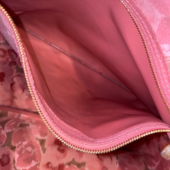 Limited Edition Neverfull GM Rose - Picture 5 of 8